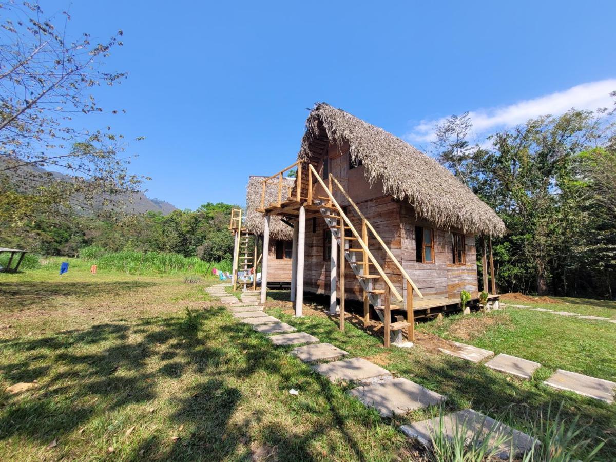 Pachamaya River Hostel Lanquín Exteriér fotografie