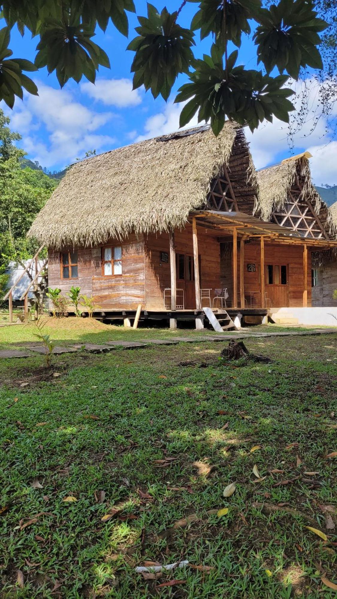 Pachamaya River Hostel Lanquín Exteriér fotografie