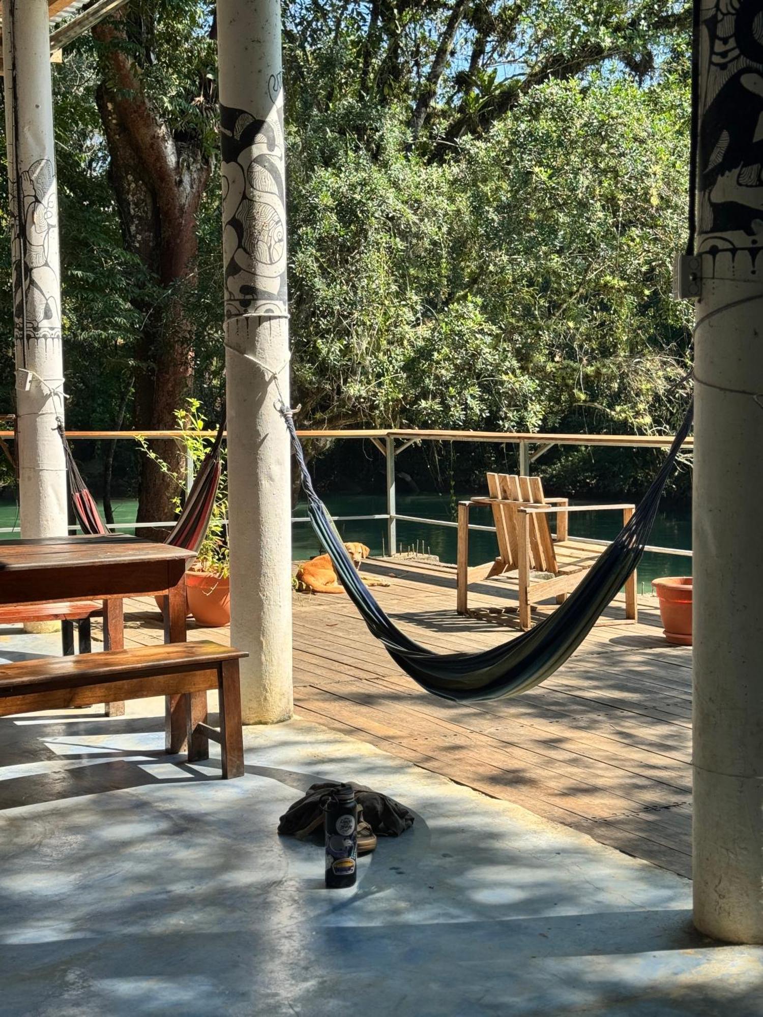 Pachamaya River Hostel Lanquín Exteriér fotografie